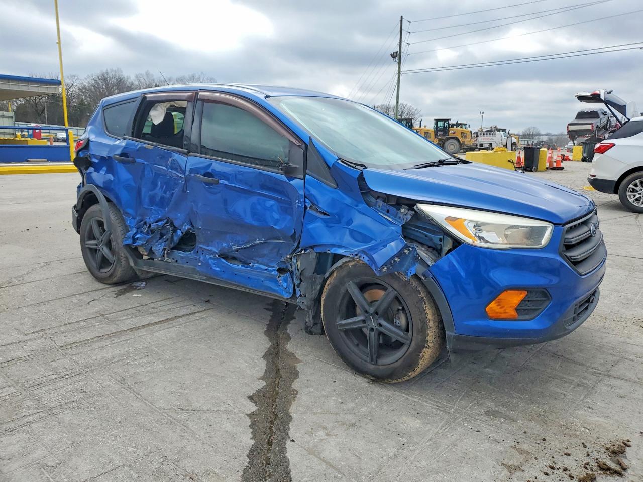 2017 FORD ESCAPE S photo 4