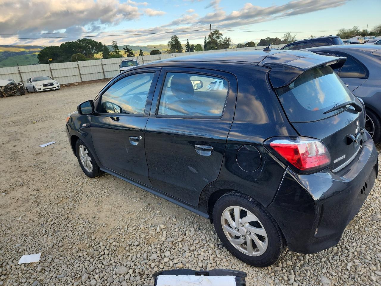 2024 MITSUBISHI MIRAGE ES photo 2