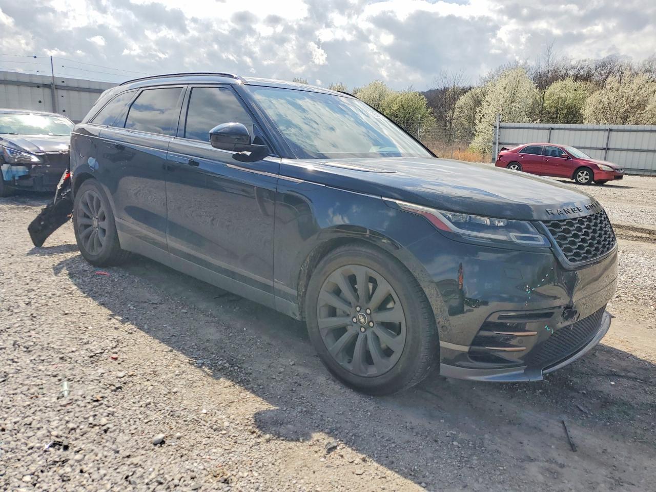 2019 LAND ROVER RANGE ROVER VELAR R-DYNAMIC SE photo 10