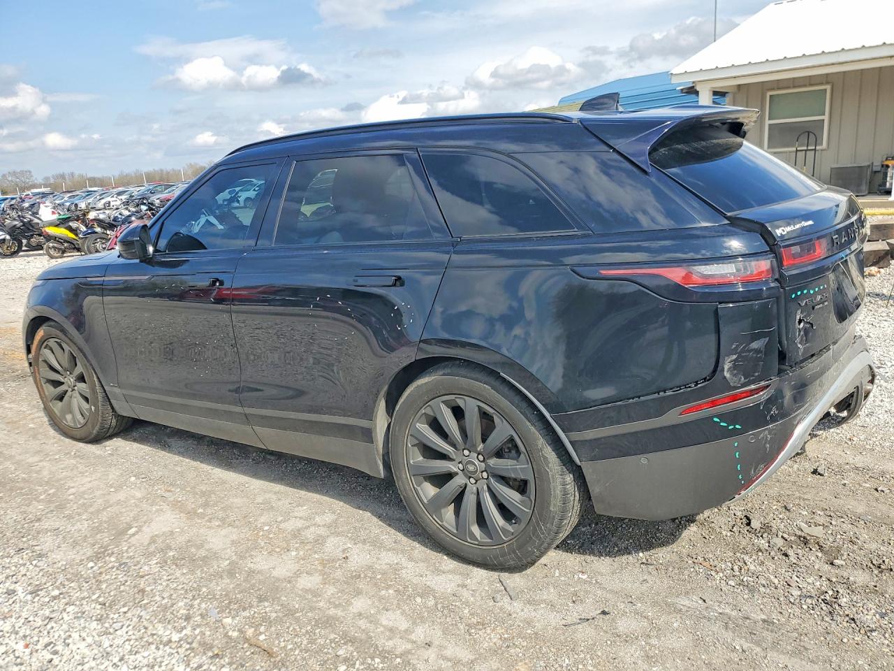 2019 LAND ROVER RANGE ROVER VELAR R-DYNAMIC SE photo 4