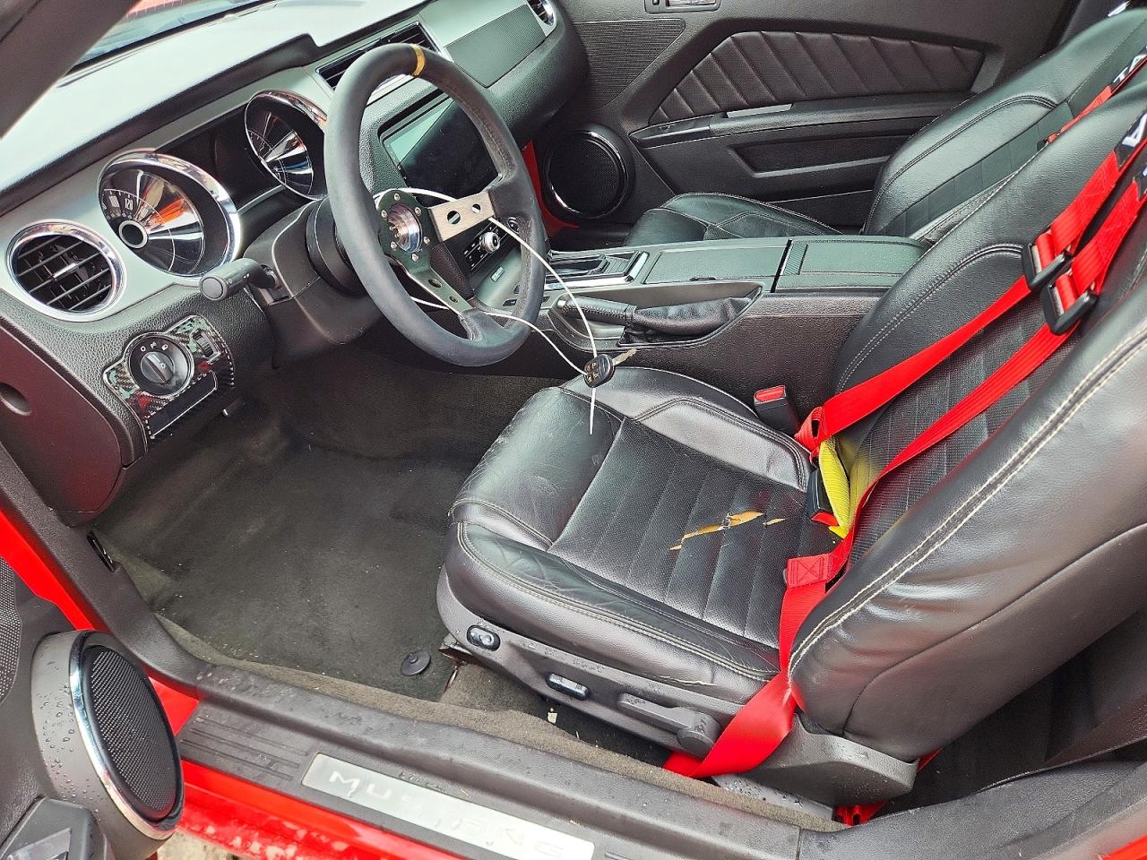 2014 FORD MUSTANG photo 13