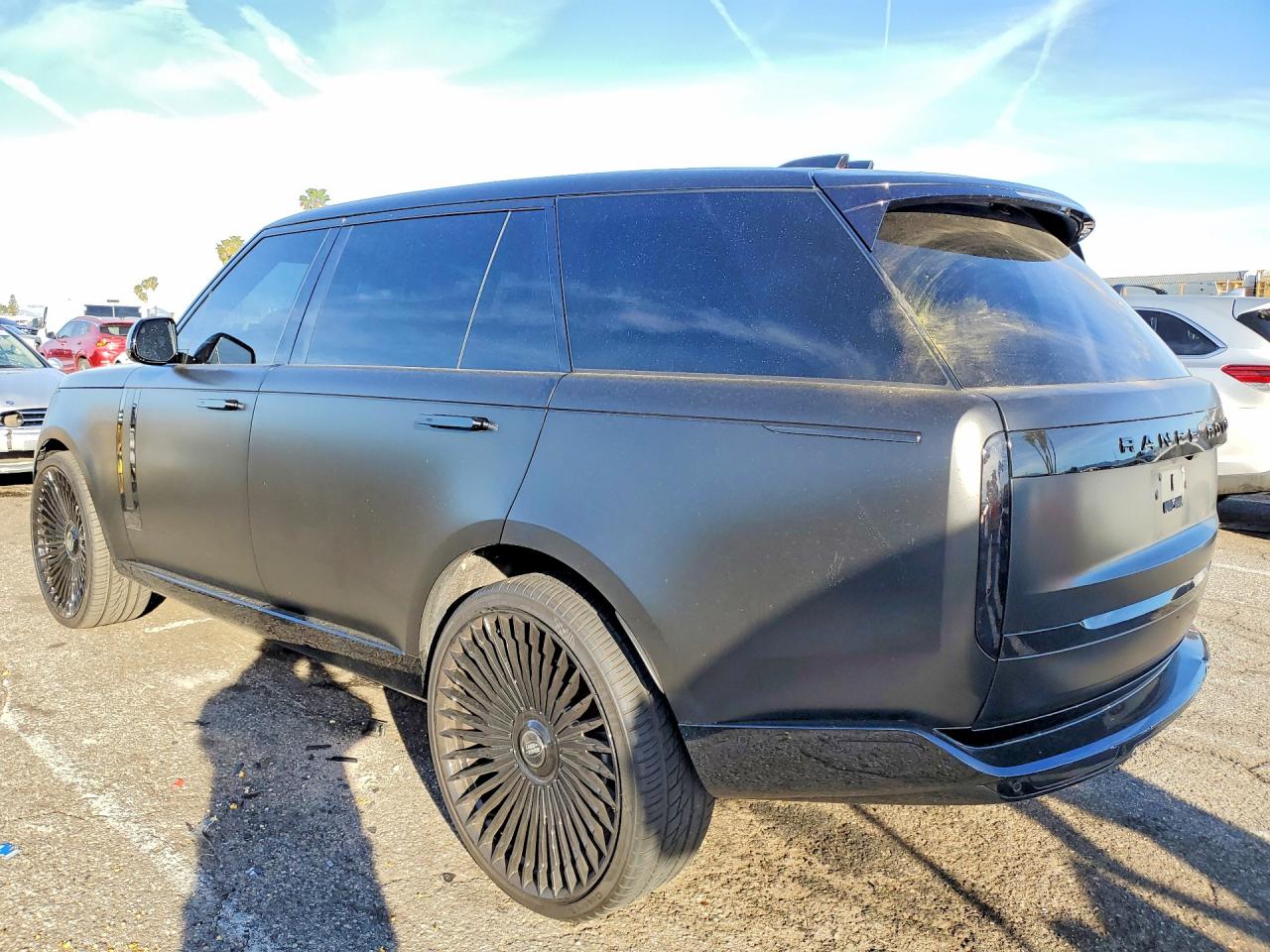 2024 LAND ROVER RANGE ROVER SE photo 3