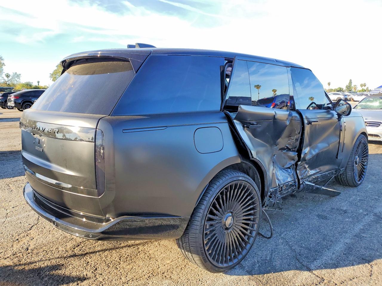 2024 LAND ROVER RANGE ROVER SE photo 5
