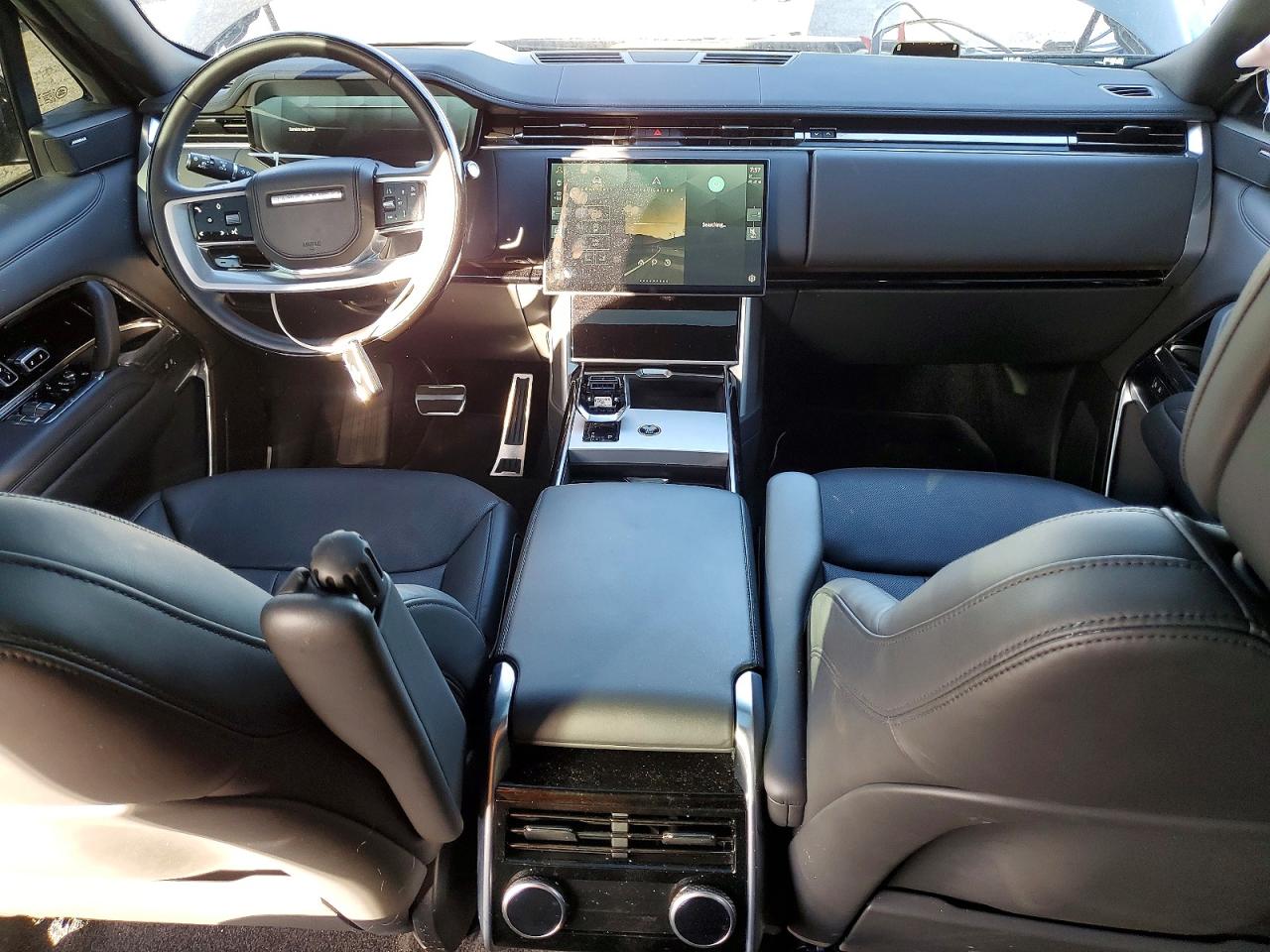 2024 LAND ROVER RANGE ROVER SE photo 15