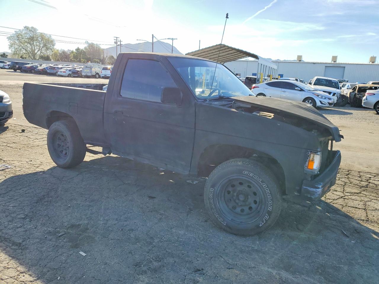 1990 NISSAN TRUCK BASE photo 4