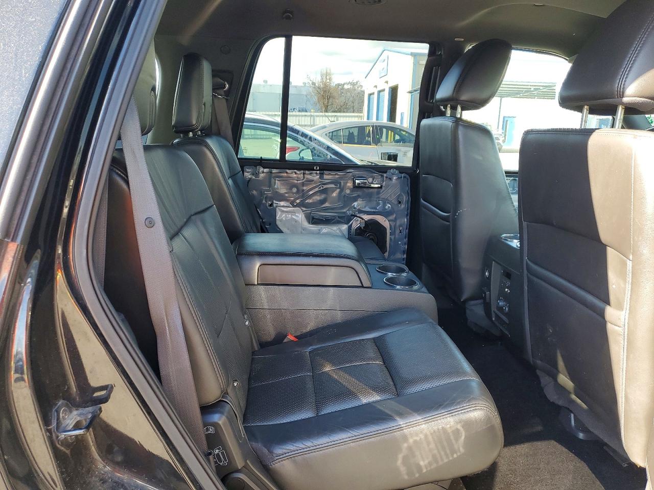 2013 LINCOLN NAVIGATOR photo 21