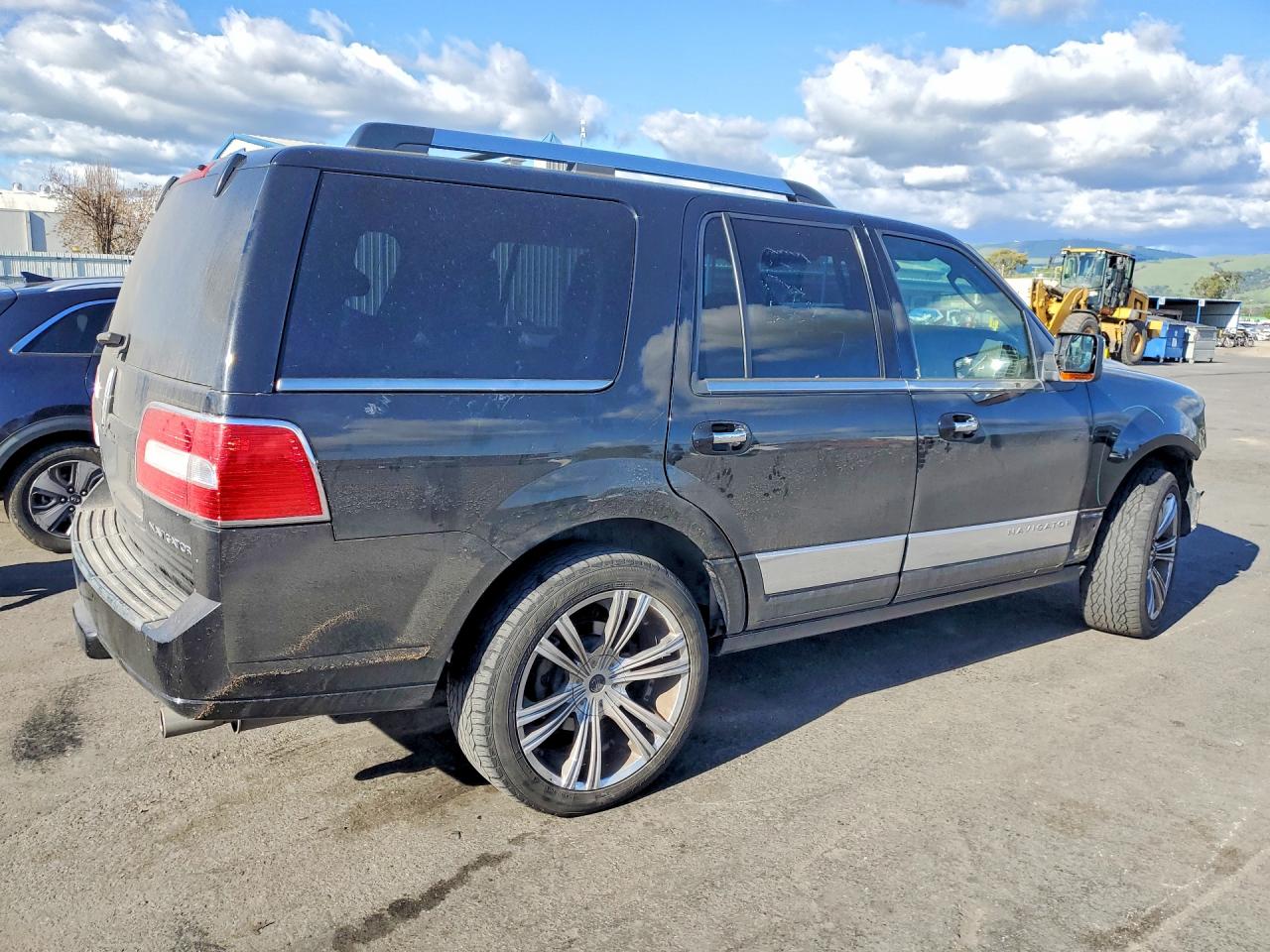 2013 LINCOLN NAVIGATOR photo 5