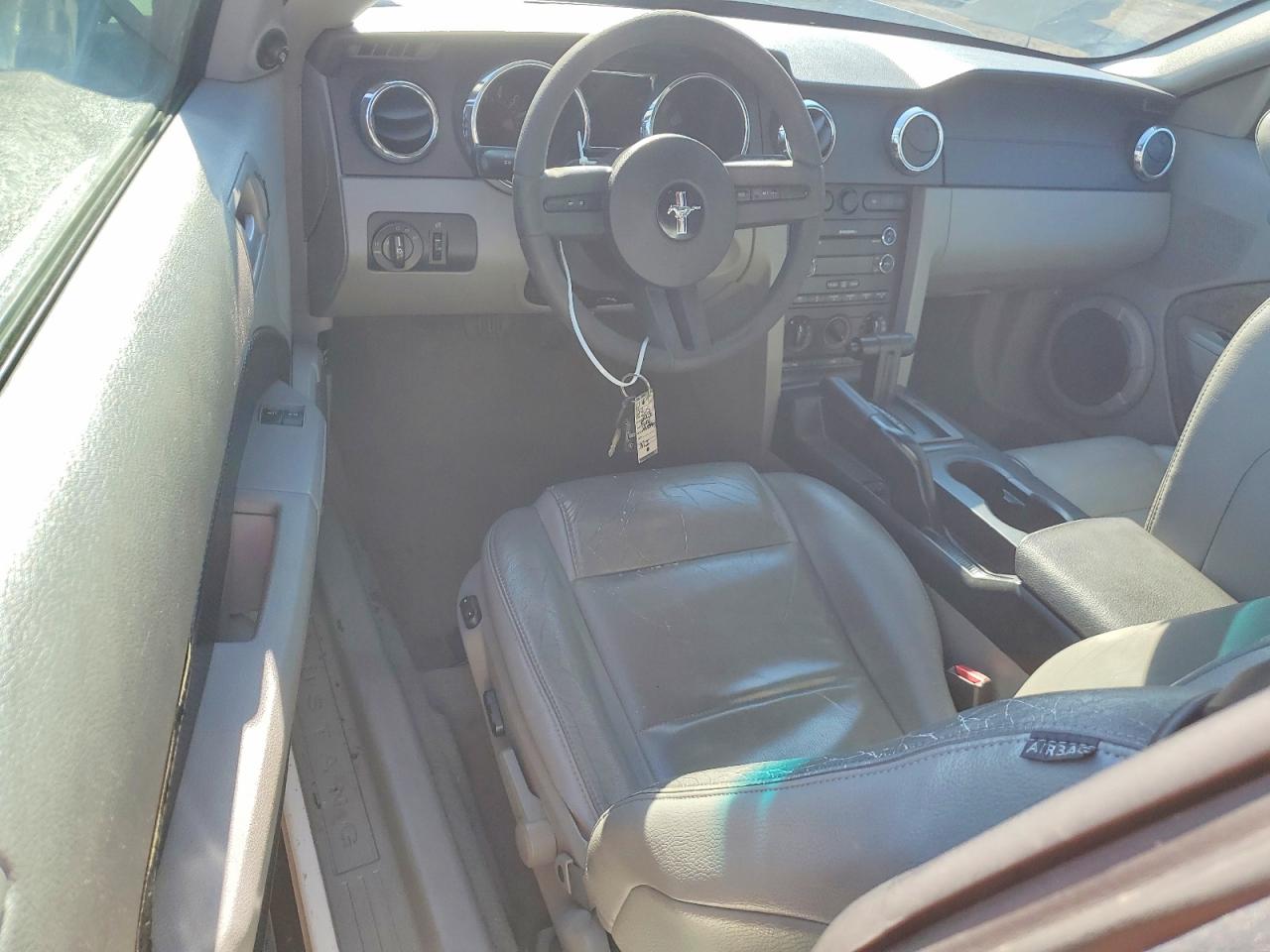 2008 FORD MUSTANG photo 8