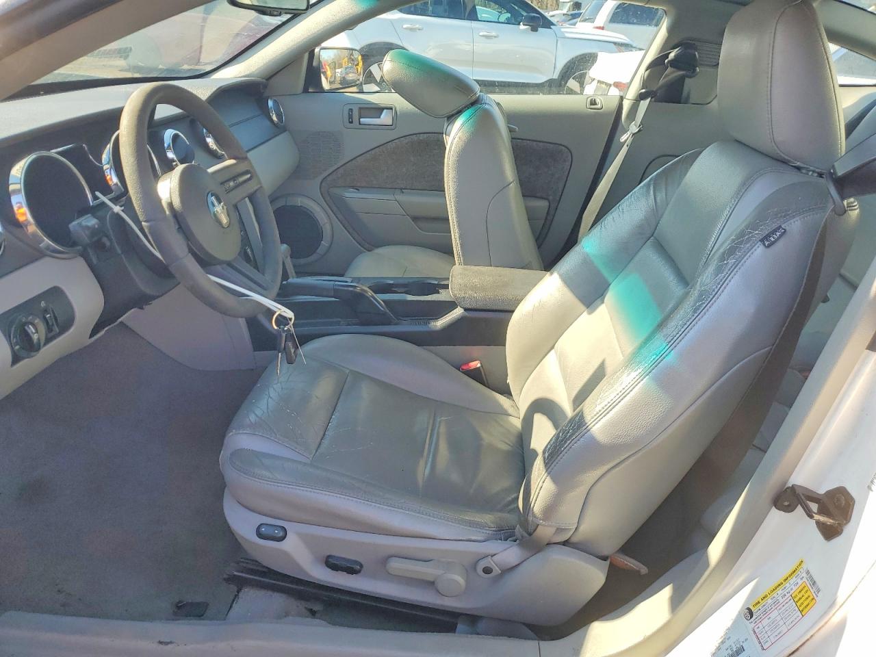 2008 FORD MUSTANG photo 7