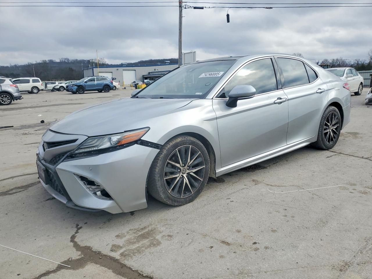 2018 TOYOTA CAMRY