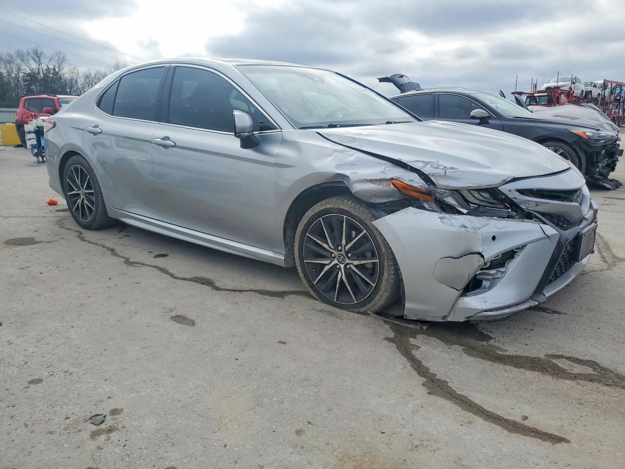 2018 TOYOTA CAMRY XSE photo 10