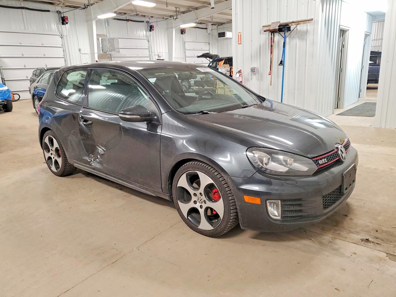 2012 VOLKSWAGEN GTI photo 10