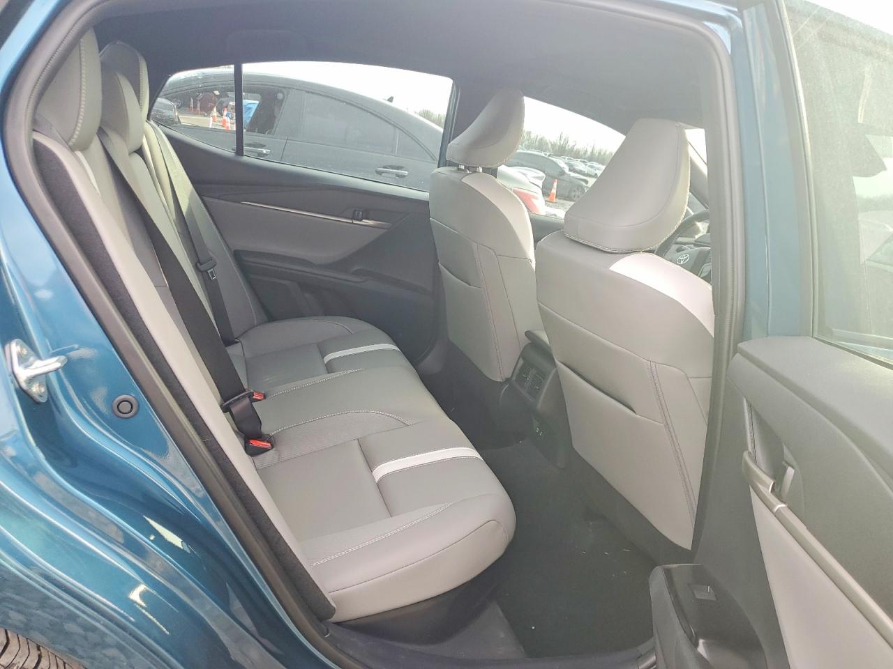 2025 TOYOTA CAMRY SE photo 19