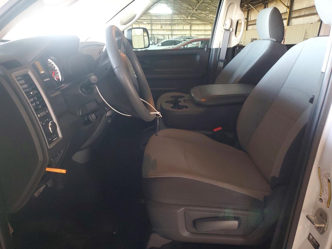 2023 RAM 1500 CLASSIC TRADESMAN photo 19