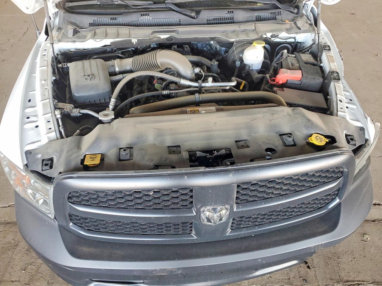 2023 RAM 1500 CLASSIC TRADESMAN photo 31