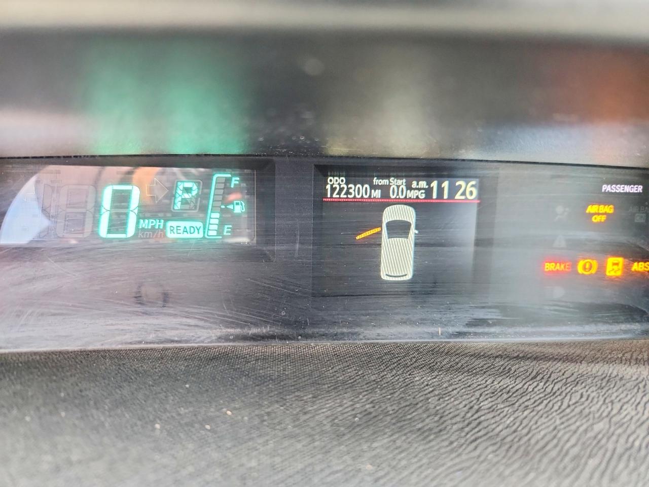 2012 TOYOTA PRIUS C THREE photo 9