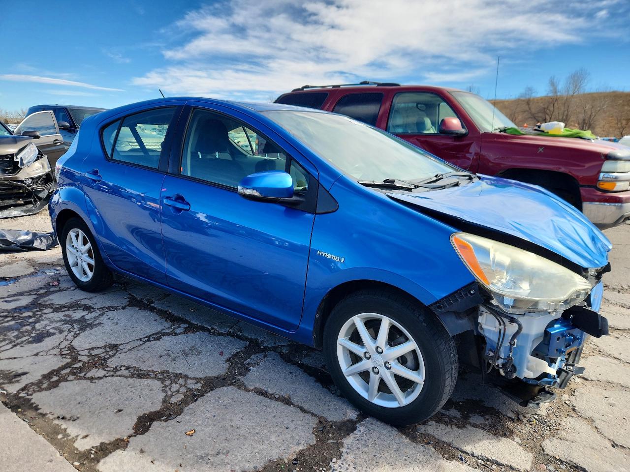 2012 TOYOTA PRIUS C THREE photo 4