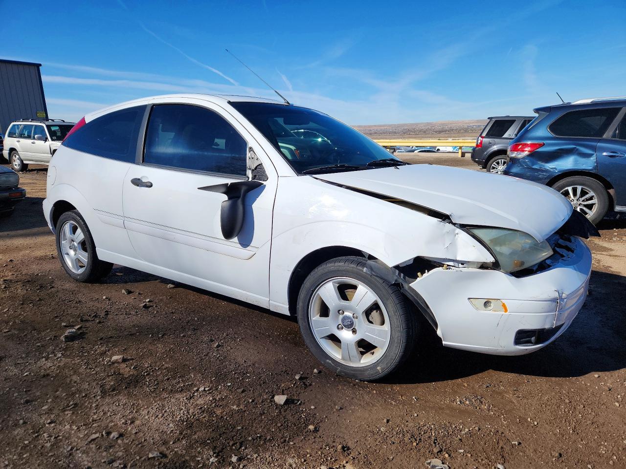 2005 FORD FOCUS ZX3 photo 10
