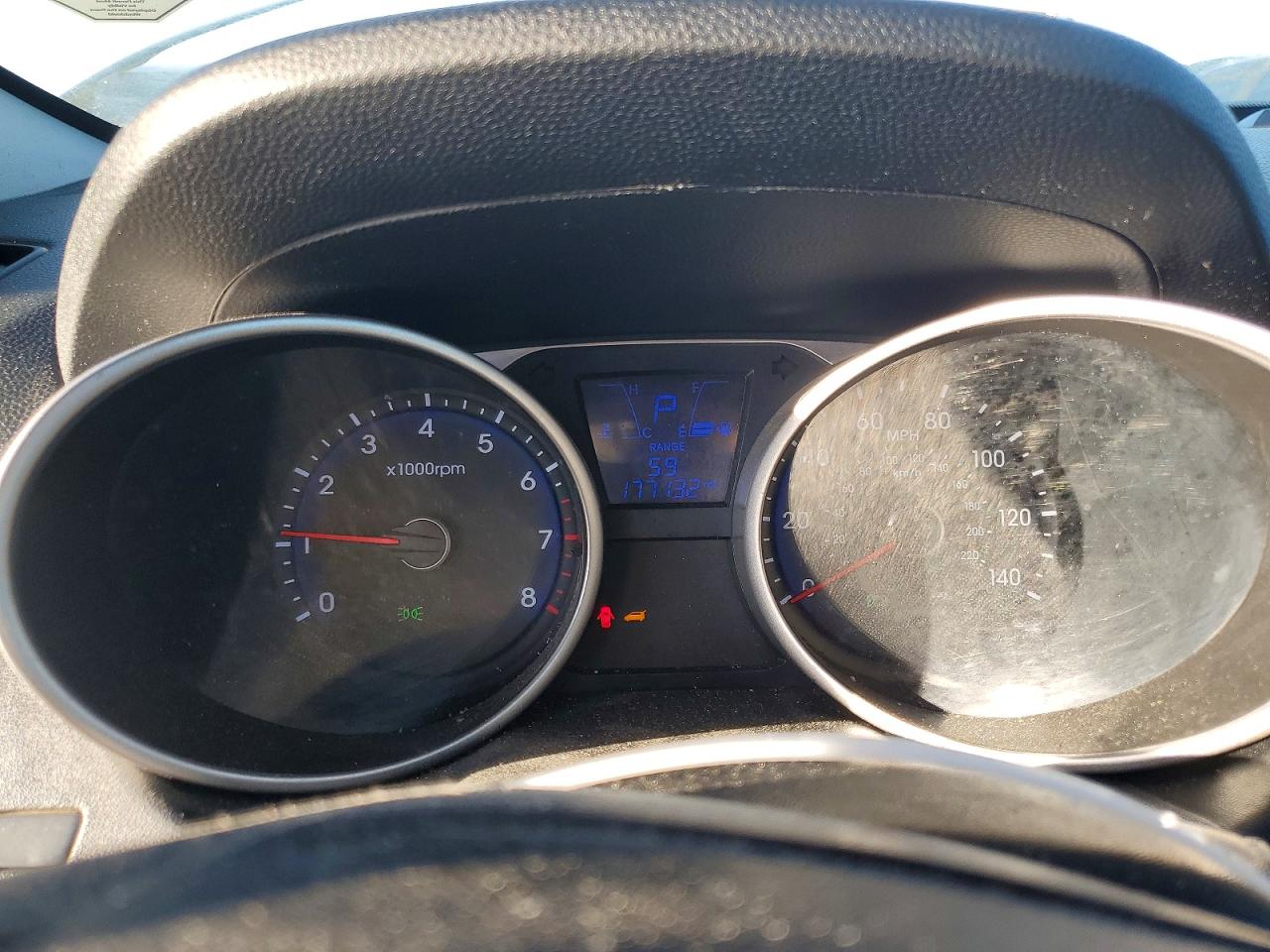 2015 HYUNDAI TUCSON photo 9