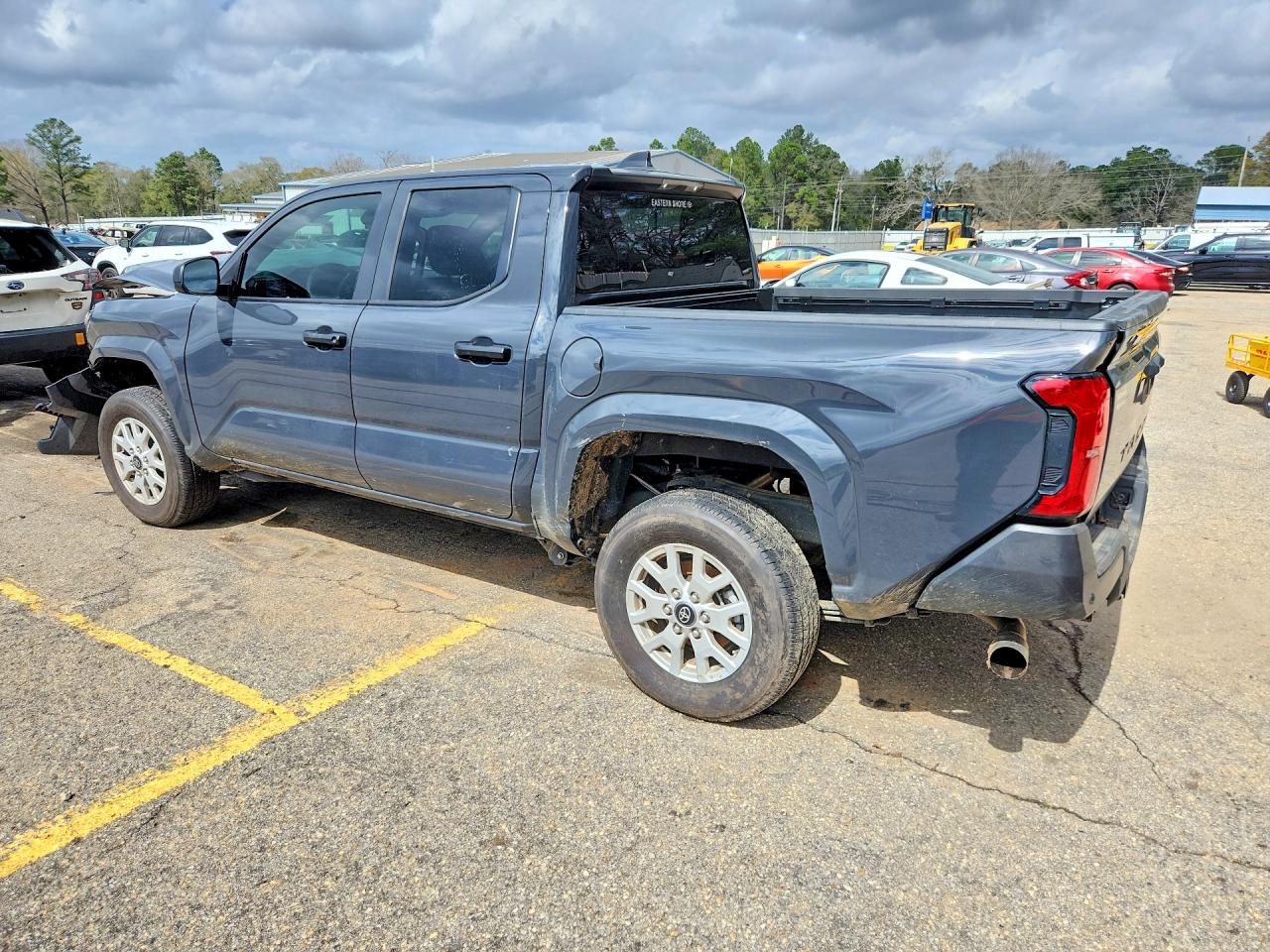 2025 TOYOTA TACOMA SR photo 4
