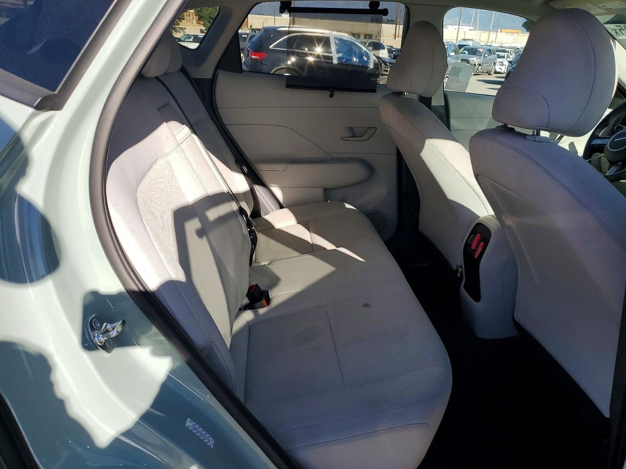 2024 HYUNDAI KONA SEL photo 21