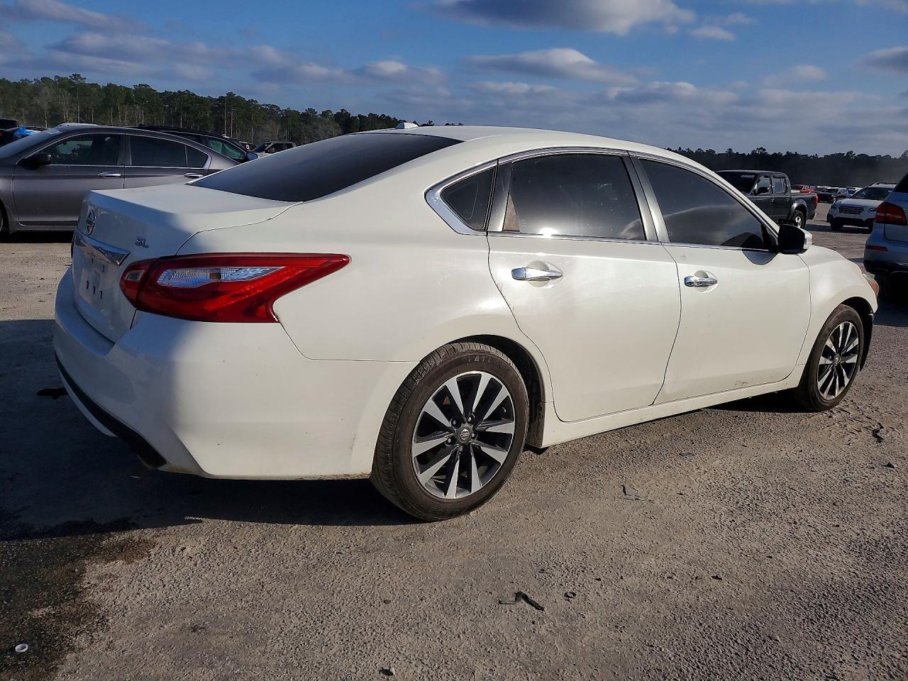 2017 NISSAN ALTIMA 2.5 SL photo 5