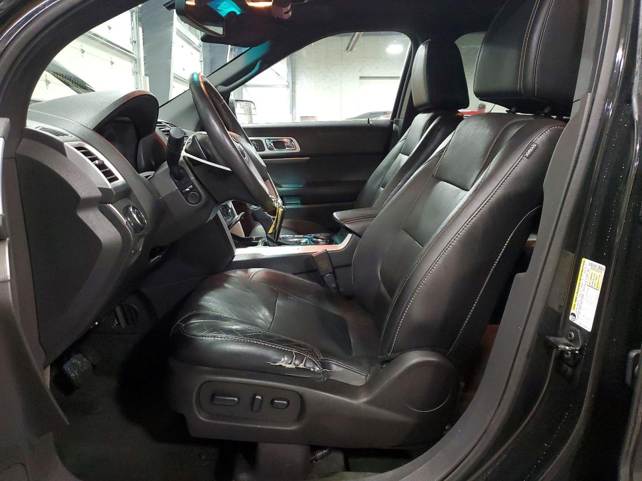 2015 FORD EXPLORER SPORT photo 13