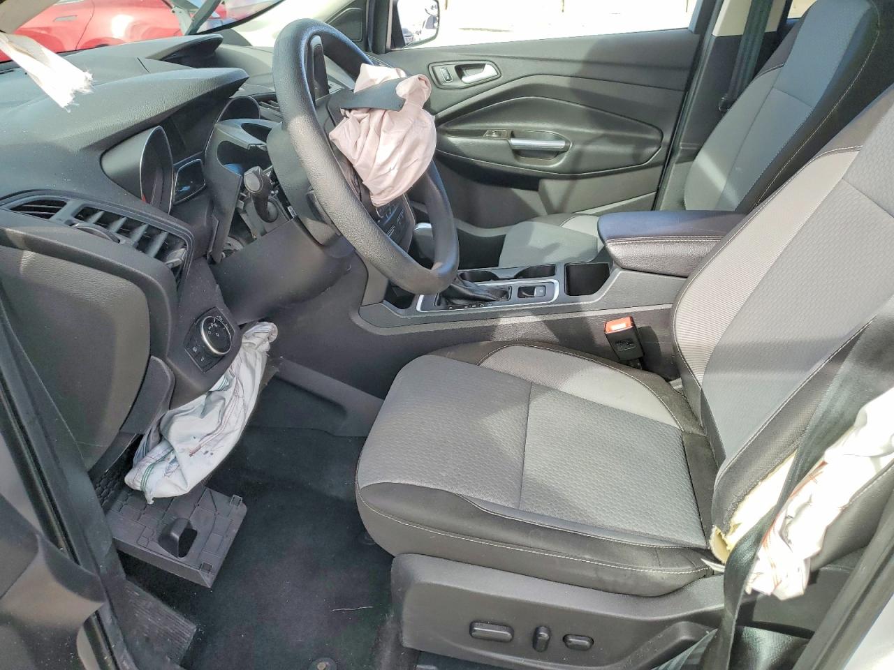 2017 FORD ESCAPE SE photo 7