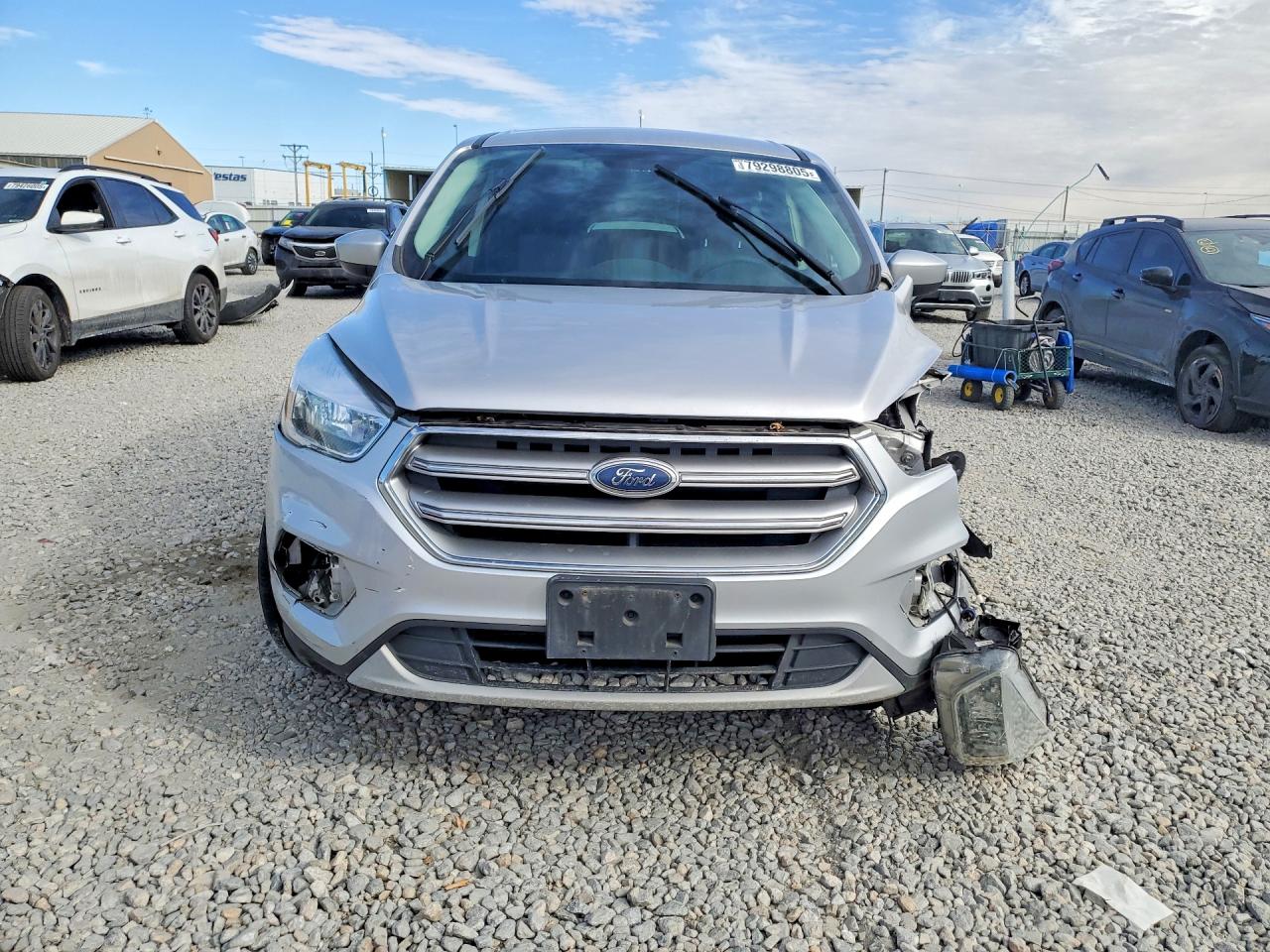 2017 FORD ESCAPE SE photo 5