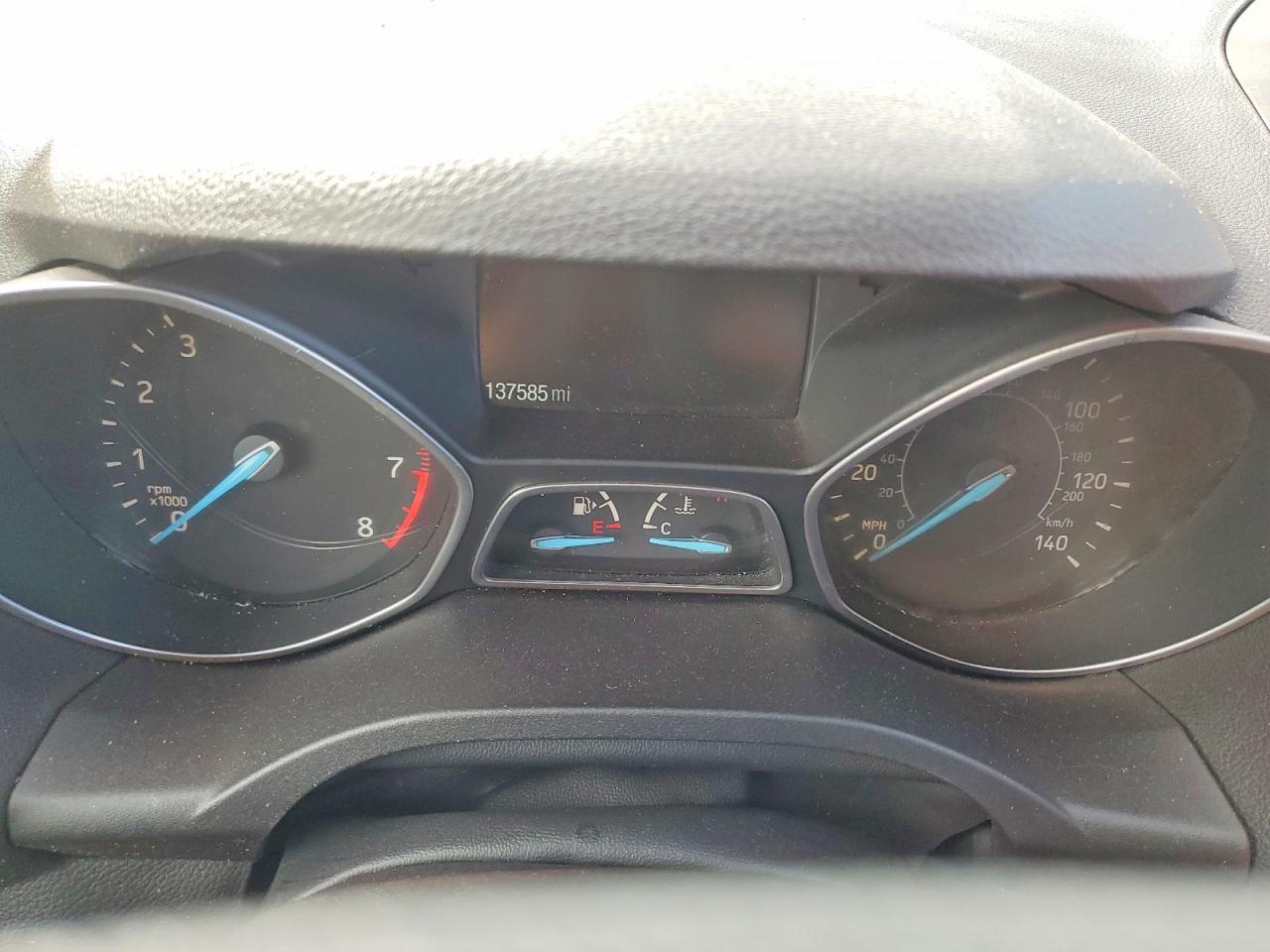 2017 FORD ESCAPE SE photo 9