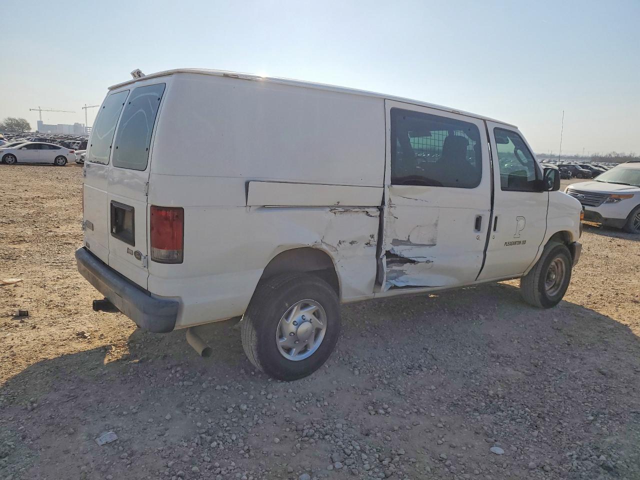 2009 FORD E250 DELIVERY VAN photo 5