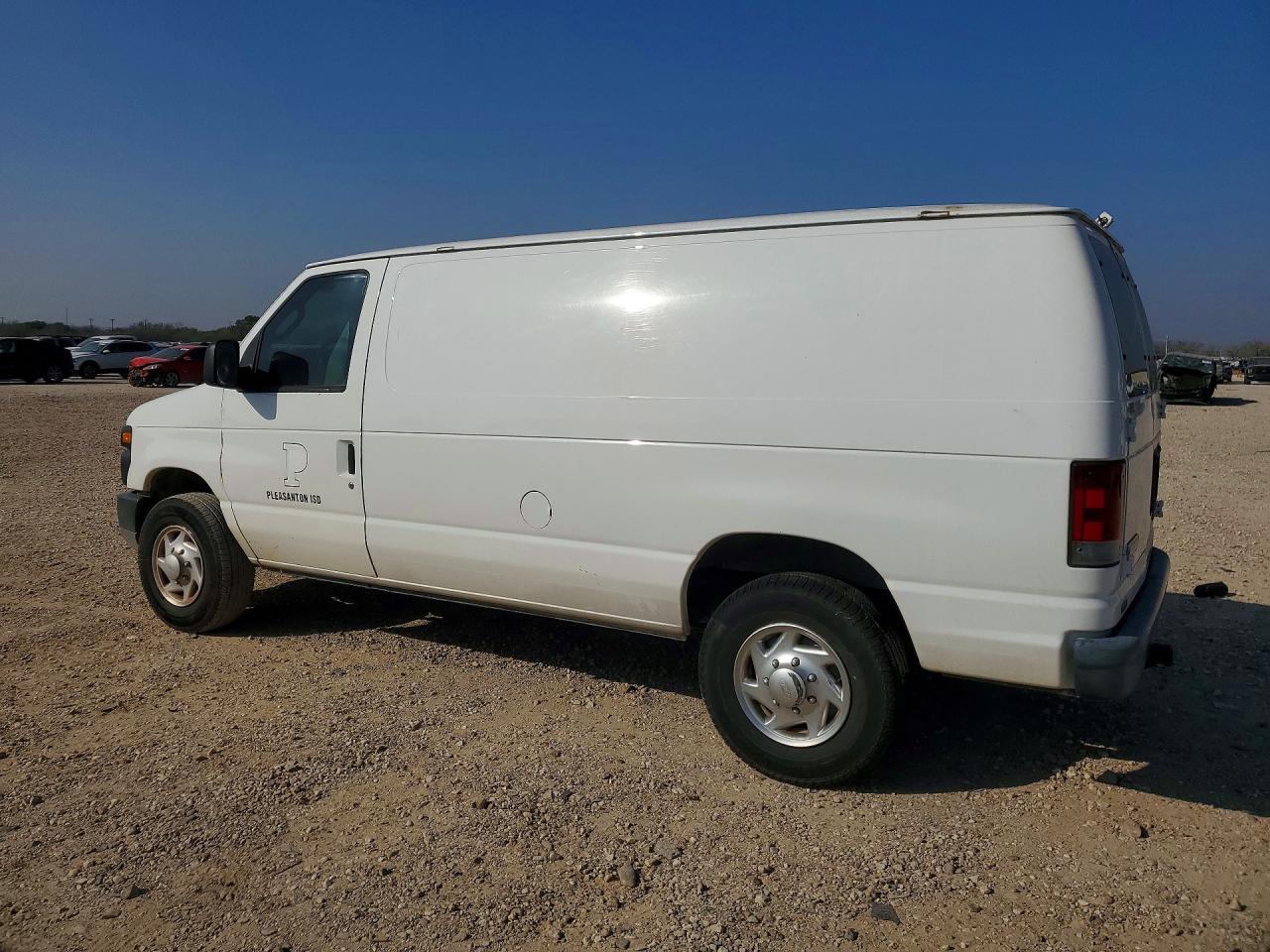 2009 FORD E250 DELIVERY VAN photo 3