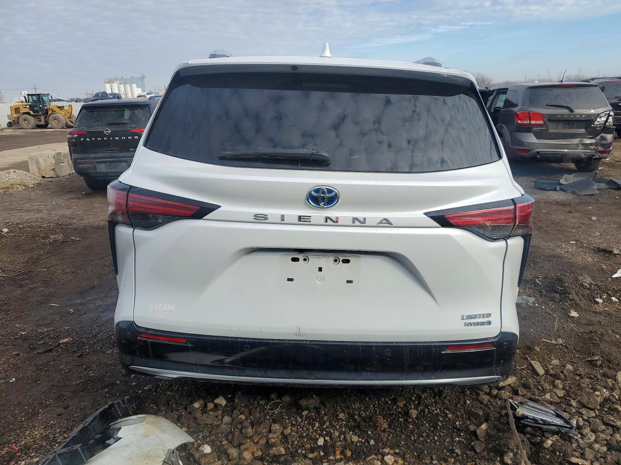 2022 TOYOTA SIENNA LIMITED 7-PASSENGER photo 11