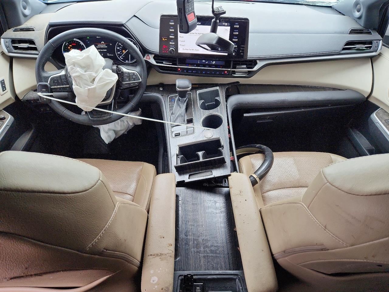 2022 TOYOTA SIENNA LIMITED 7-PASSENGER photo 15