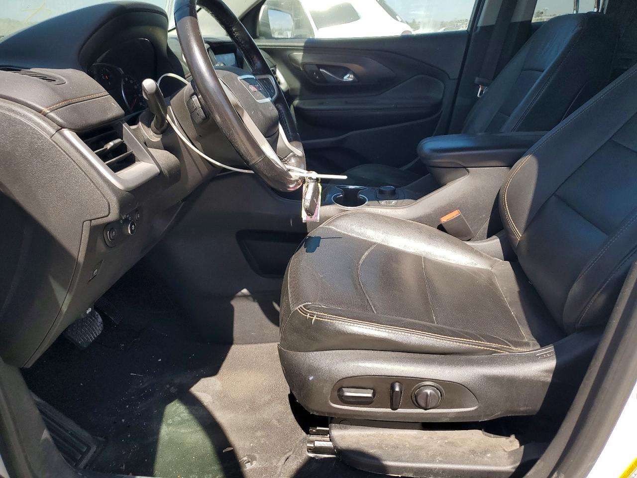 2019 GMC TERRAIN SLT photo 13