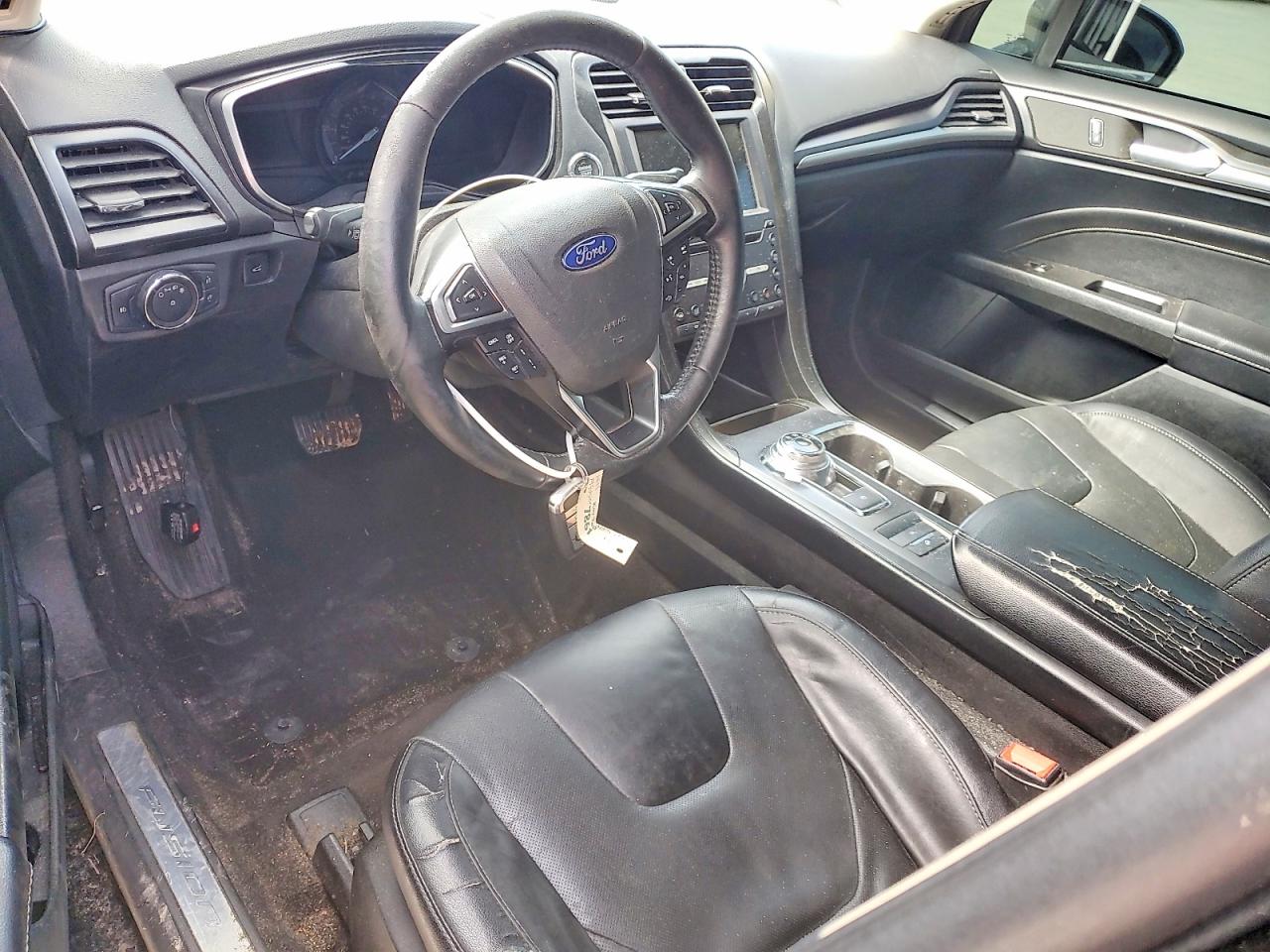 2019 FORD FUSION TITANIUM photo 8