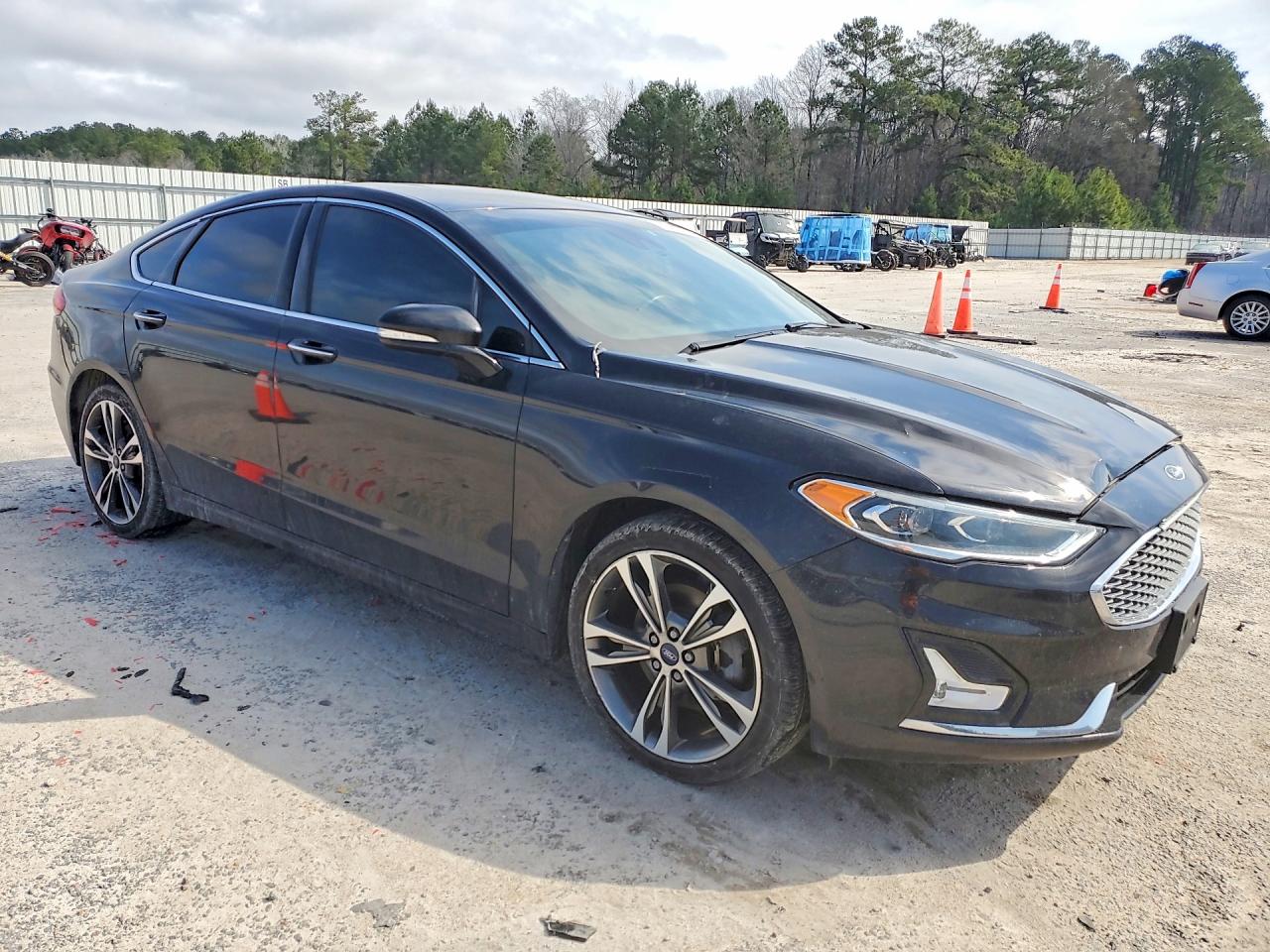 2019 FORD FUSION TITANIUM photo 4