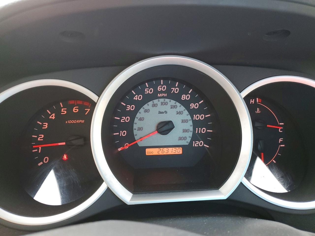 2005 TOYOTA TACOMA V6 photo 9