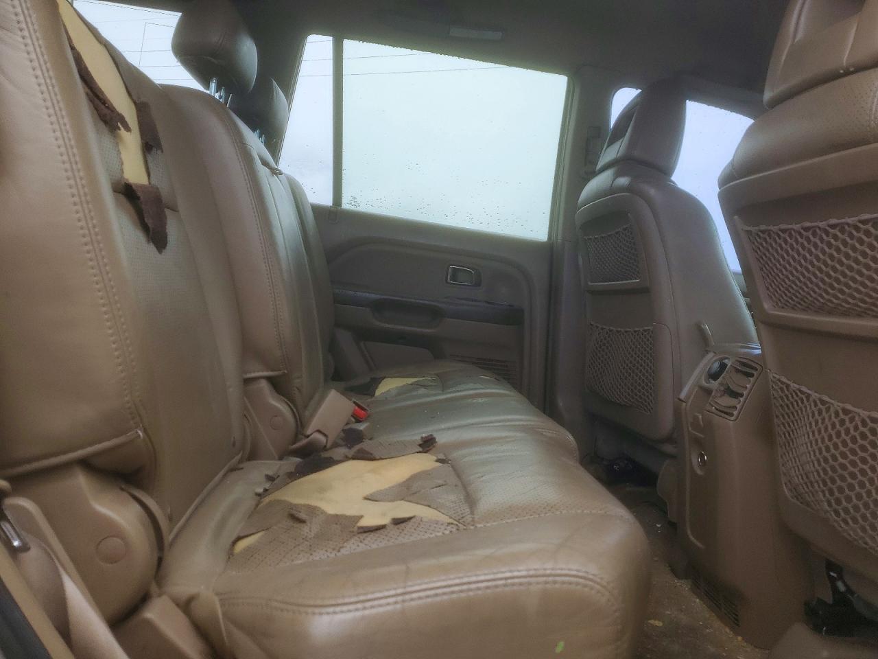 2004 HONDA PILOT EXL photo 10