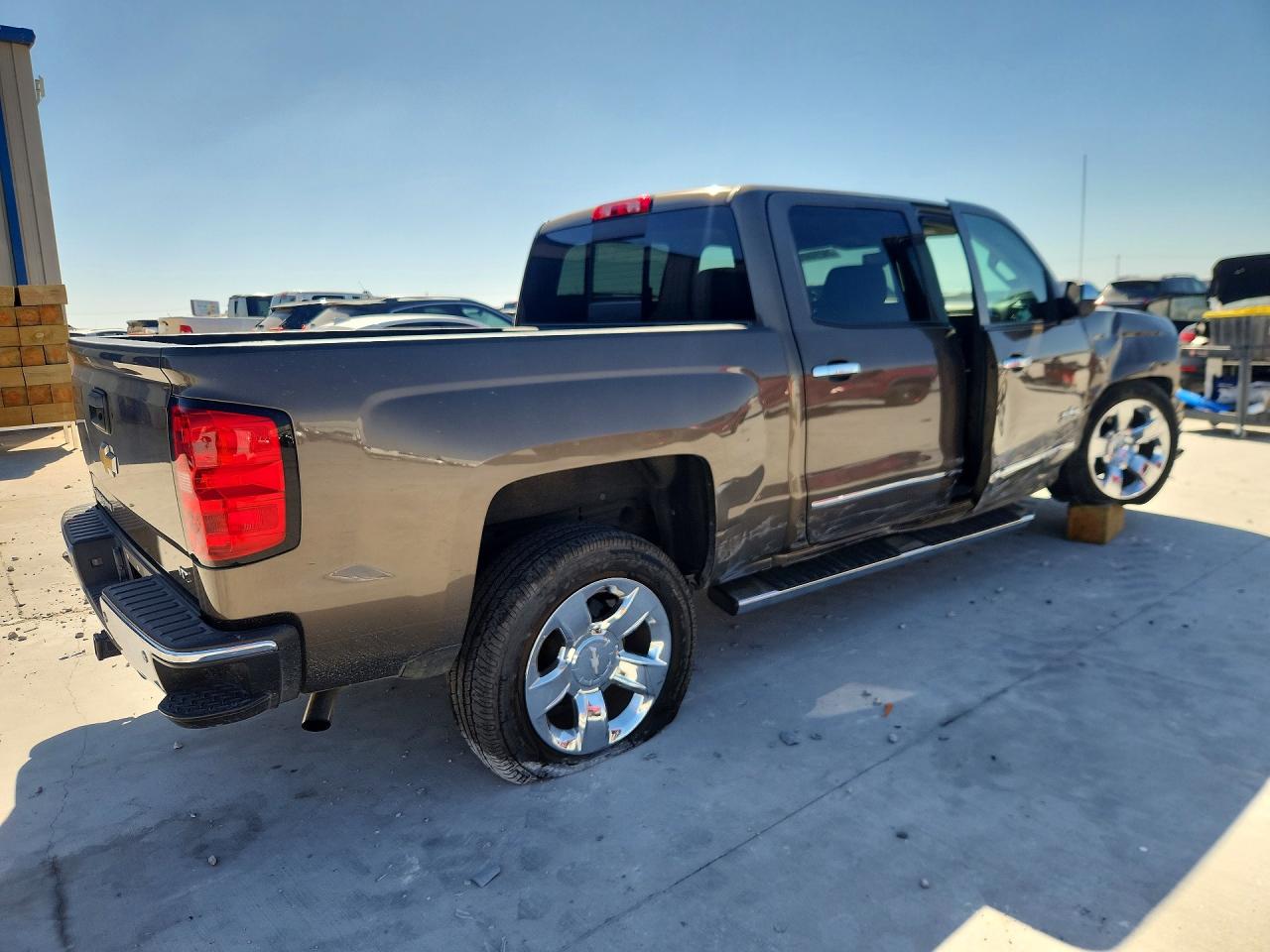 2014 CHEVROLET SILVERADO C1500 LTZ photo 3