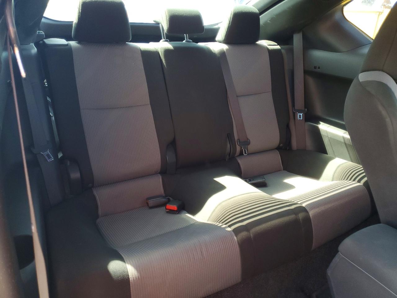 2015 TOYOTA SCION photo 19