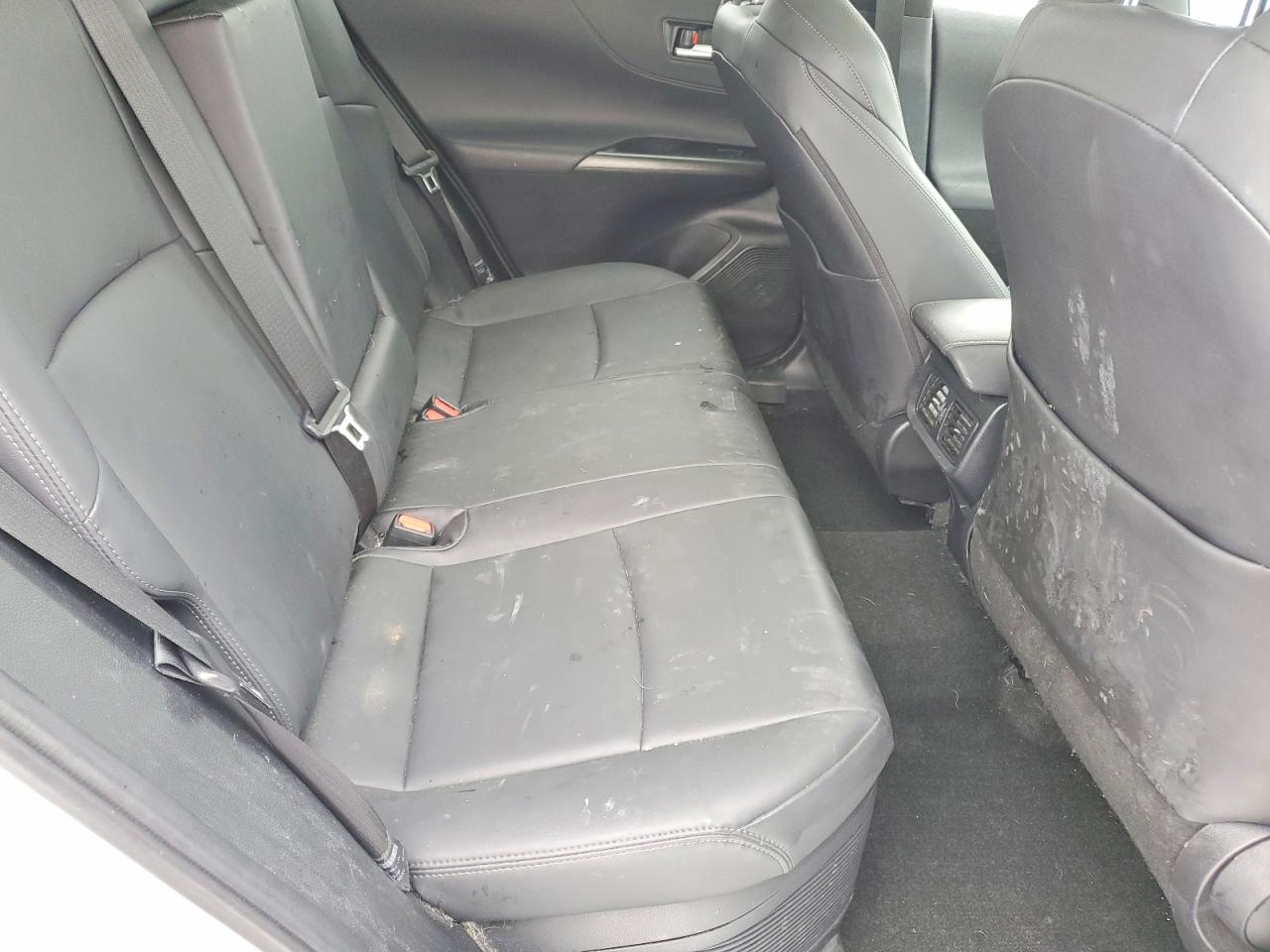 2024 TOYOTA VENZA NIGHTSHADE EDITION photo 11