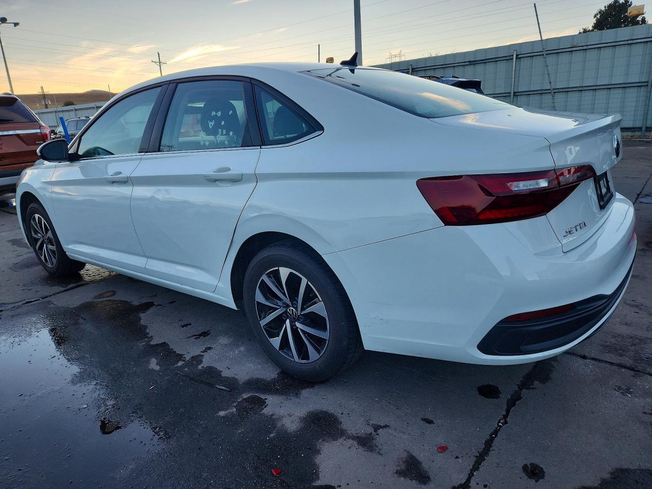 2023 VOLKSWAGEN JETTA S photo 2