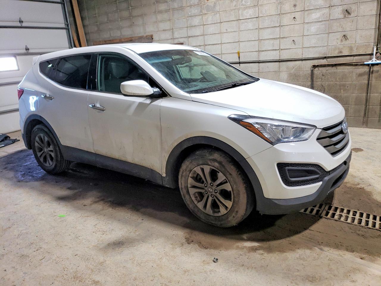 2016 HYUNDAI SANTA FE SPORT 2.4L photo 4