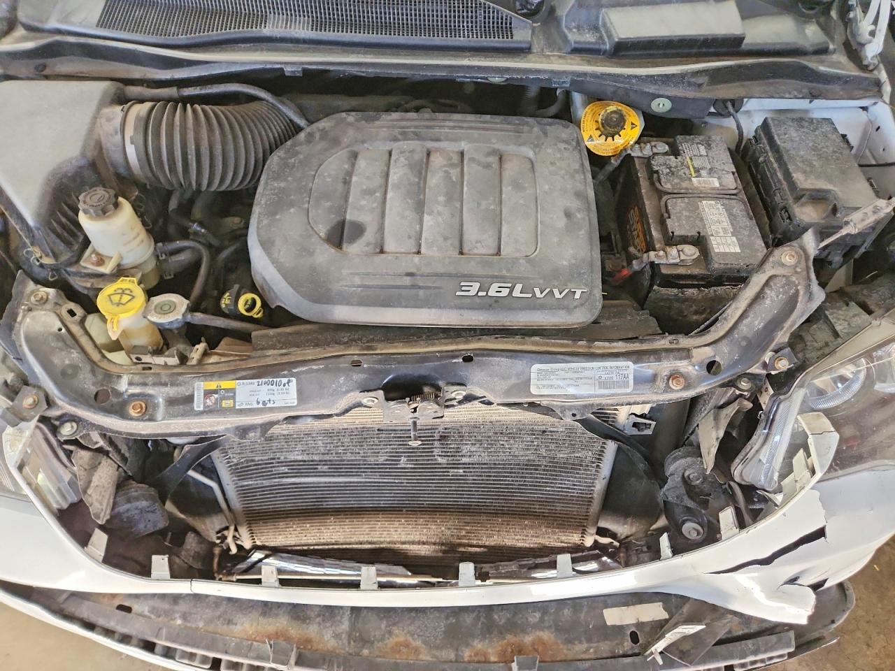 2015 DODGE GRAND CARAVAN SE photo 12
