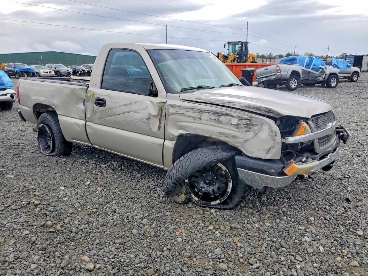 2005 CHEVROLET SILVERADO C1500 photo 4