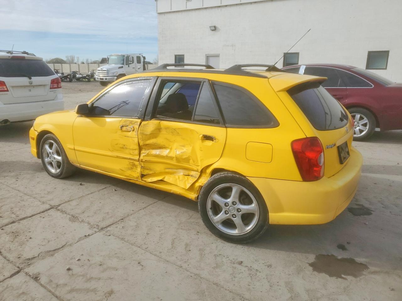2002 MAZDA PROTEGE PR5 photo 2