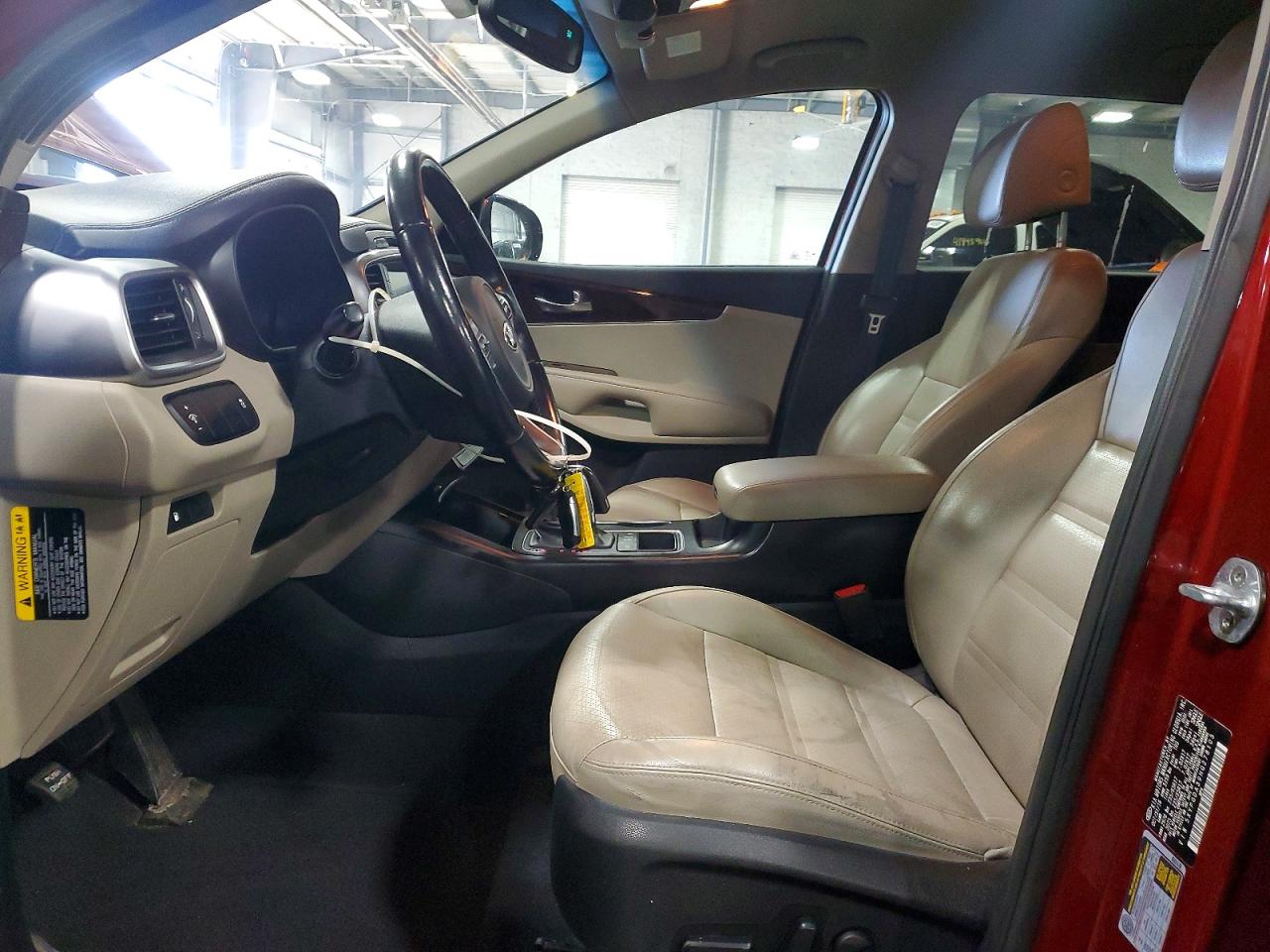 2017 KIA SORENTO LX photo 13