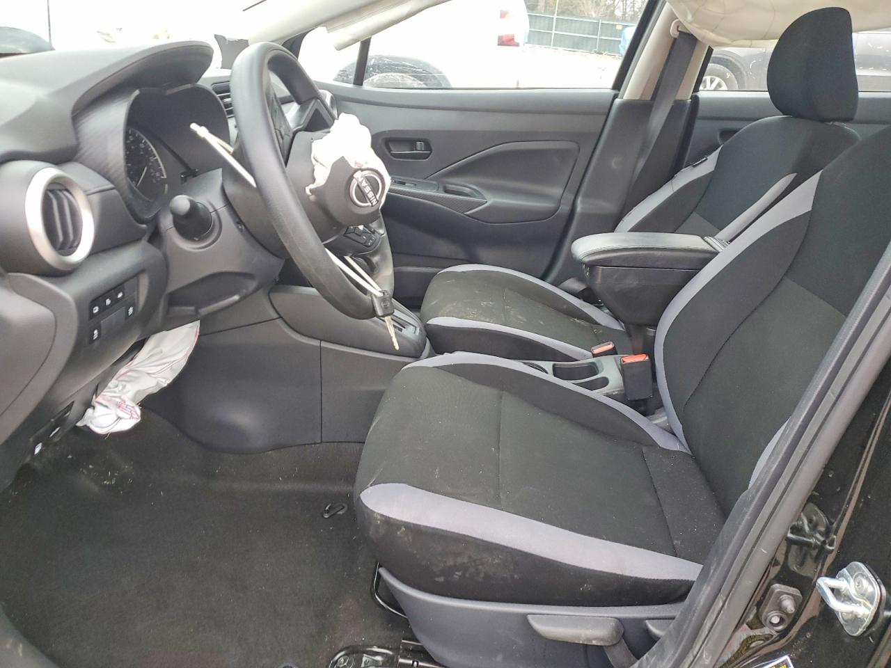 2025 NISSAN VERSA S photo 13