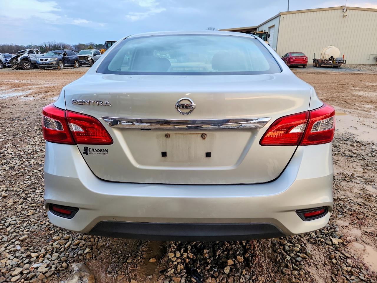 2019 NISSAN SENTRA S photo 6
